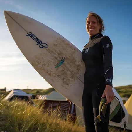 Surfana Vlieland Surf Host En Bed & Breakfast-2